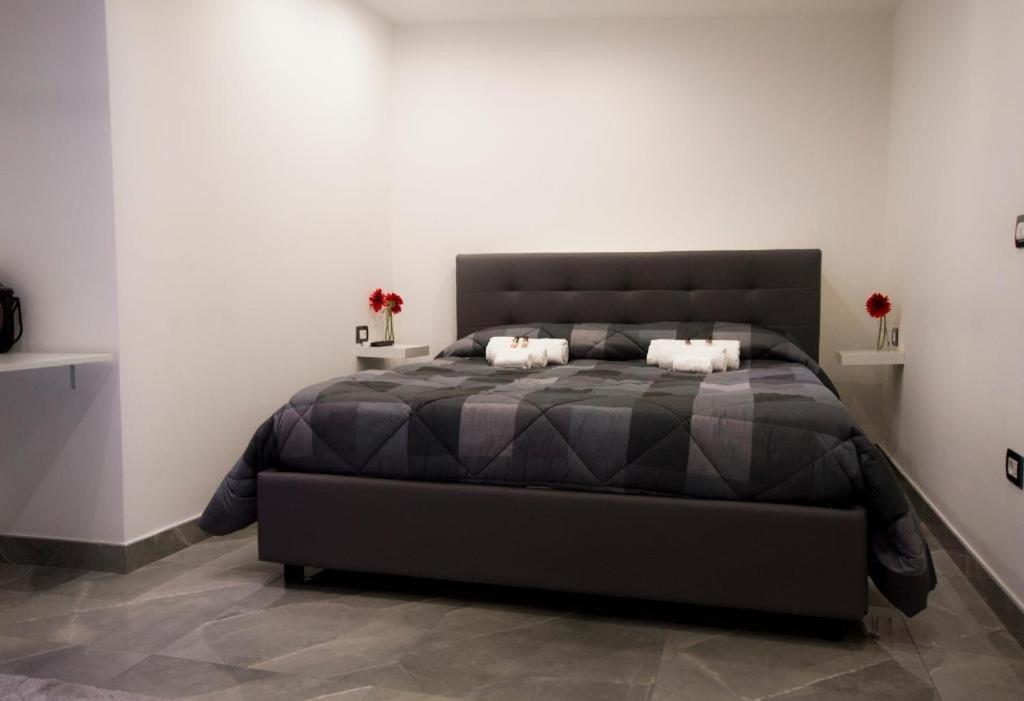 Suite Napoli Sotterranea Con Jacuzzi Bagian luar foto